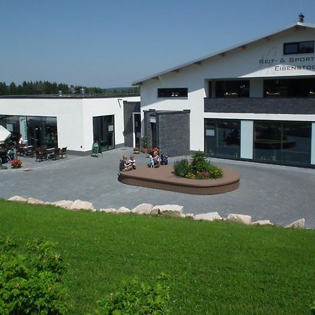 Reit- Und Sporthotel Eibenstock Eksteriør billede