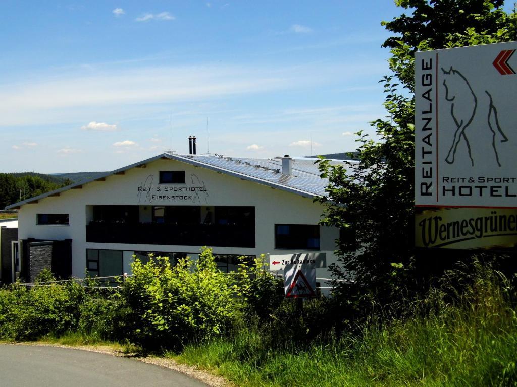 Reit- Und Sporthotel Eibenstock Eksteriør billede